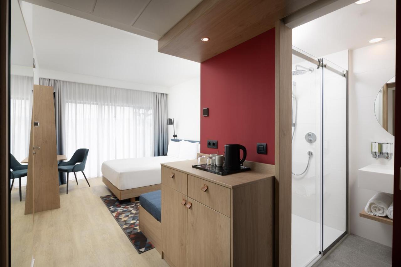 Hampton By Hilton Târgu-Mureş מראה חיצוני תמונה
