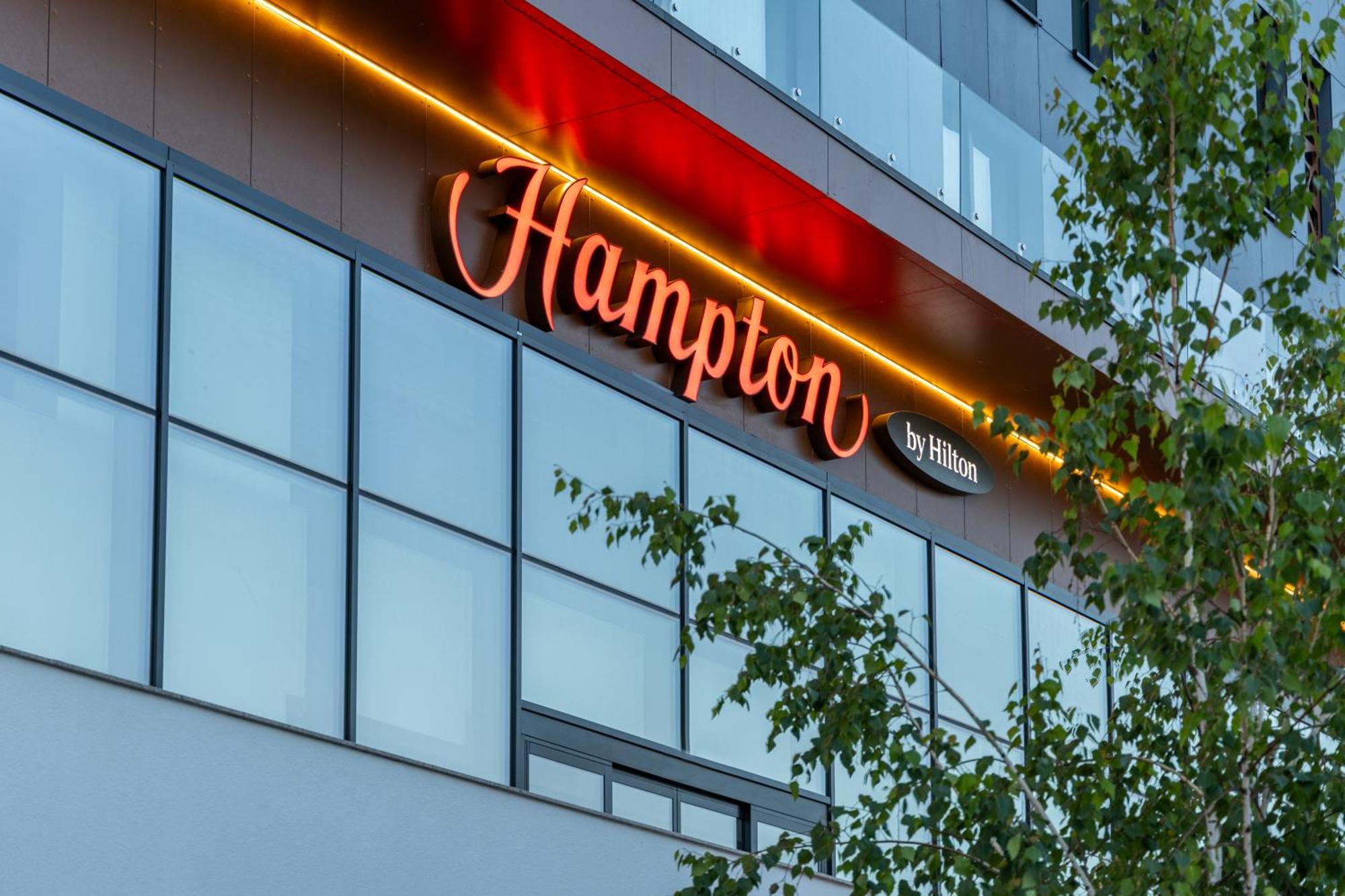 Hampton By Hilton Târgu-Mureş מראה חיצוני תמונה