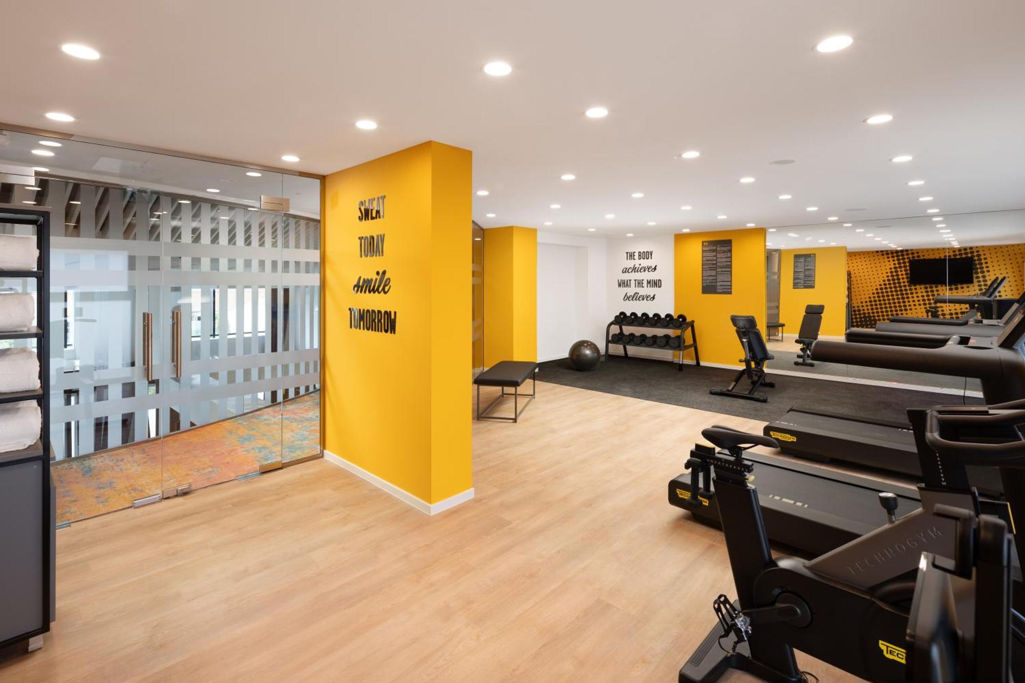 Hampton By Hilton Târgu-Mureş מראה חיצוני תמונה