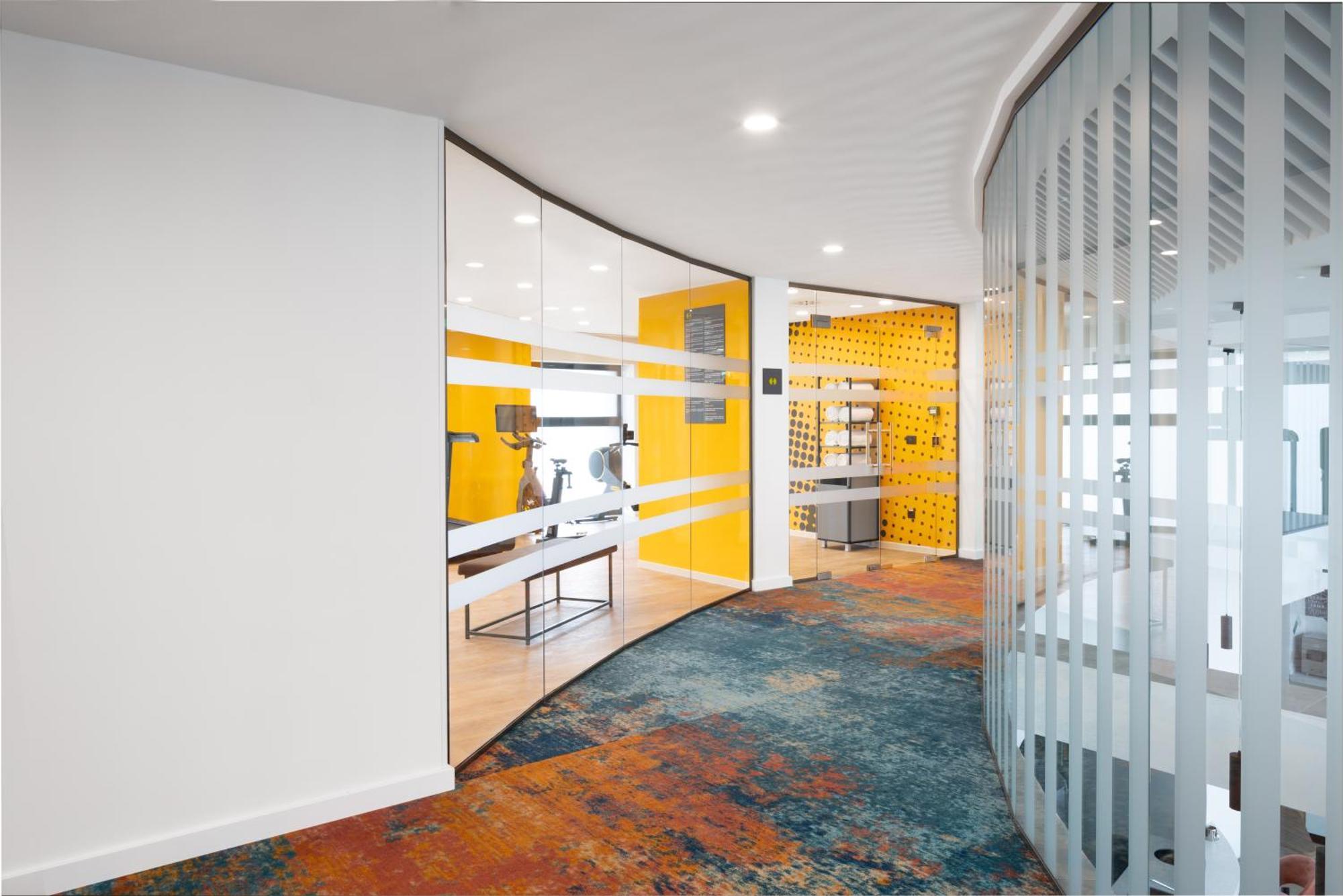 Hampton By Hilton Târgu-Mureş מראה חיצוני תמונה