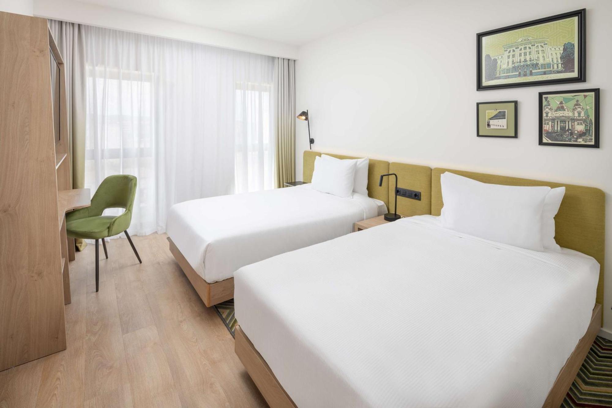 Hampton By Hilton Târgu-Mureş מראה חיצוני תמונה