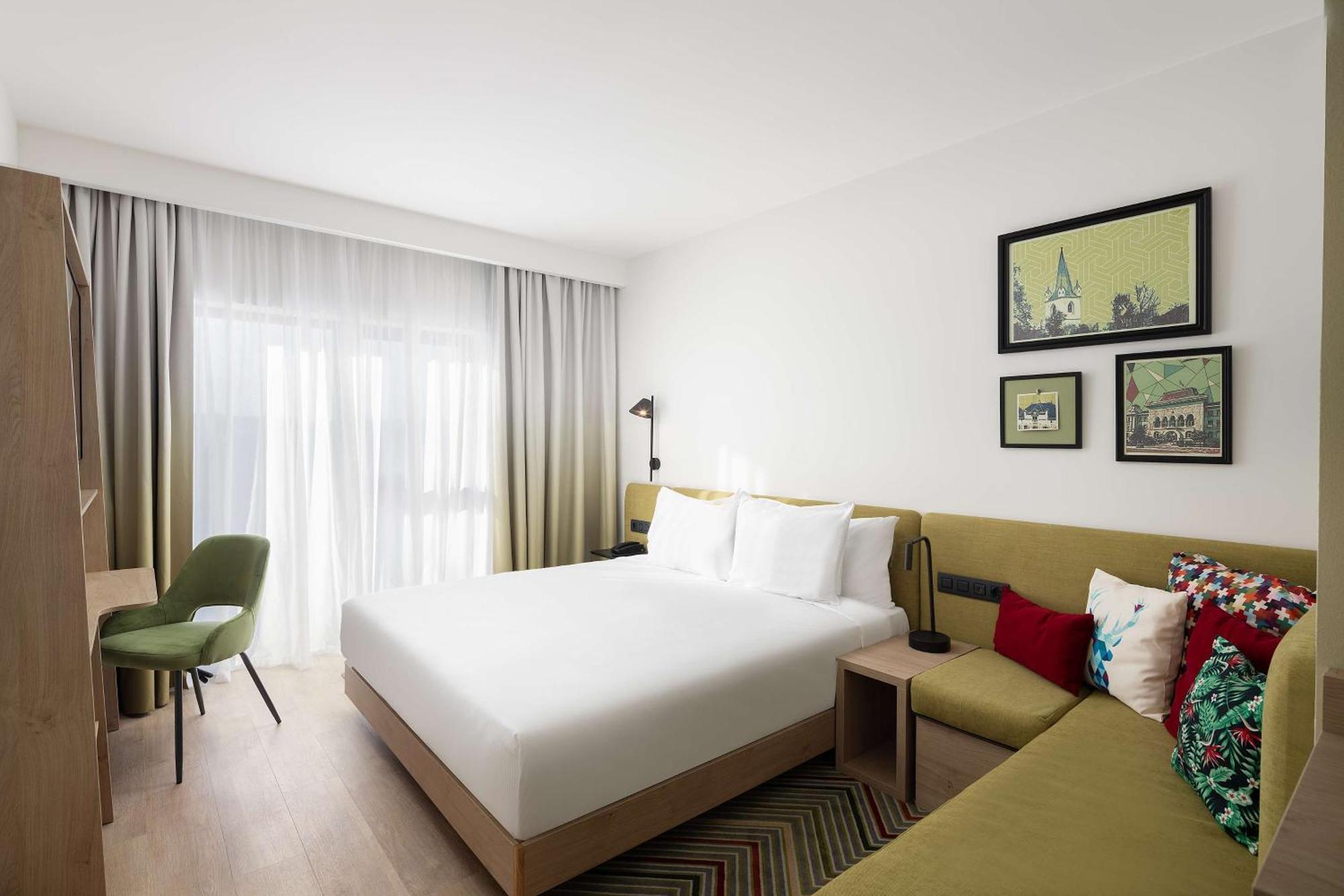 Hampton By Hilton Târgu-Mureş מראה חיצוני תמונה